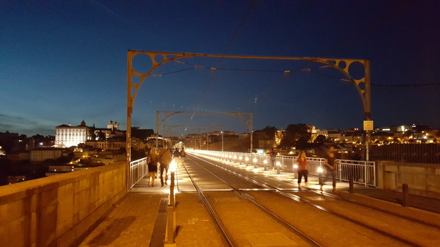 Присоединённое изображение