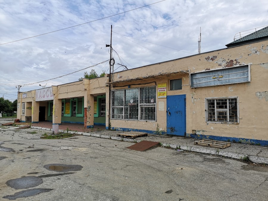 новый автовокзал чебоксары. новый автовокзал чебоксары. харьков автостанция привокзальная. автовокзал чебоксары платформы. пригородный вокзал чебоксары.