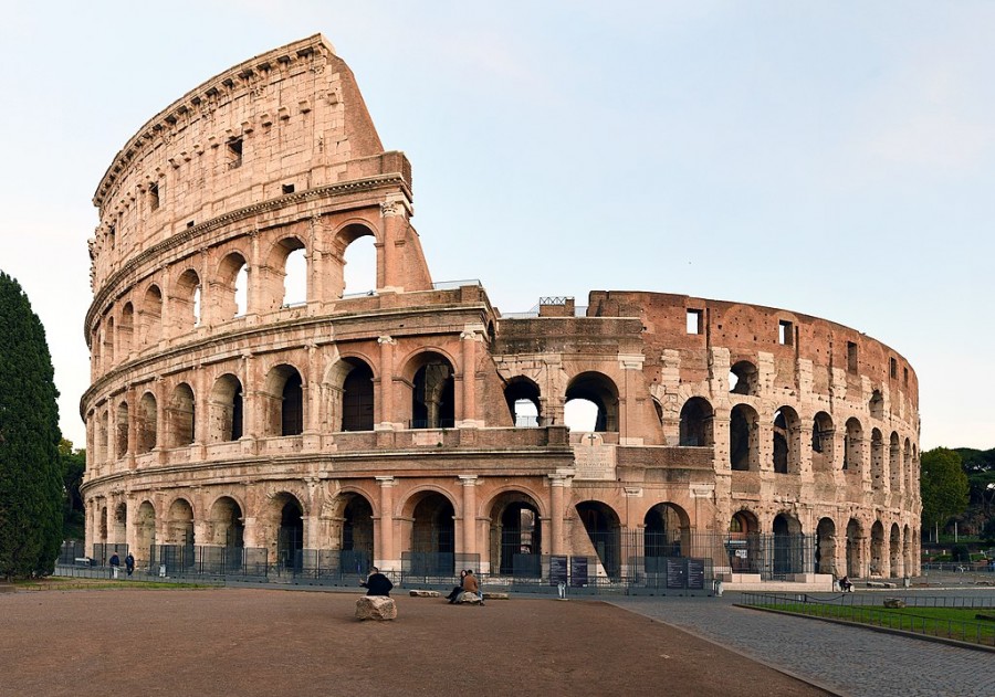  :
 - Colosseo_2020.jpg
 - : 210,77, : 10