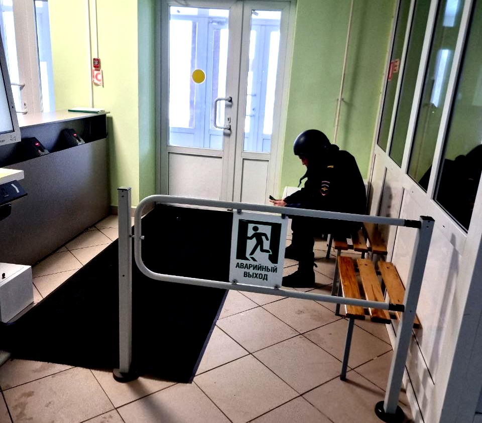 Фото сделано одним из учеников гимназии