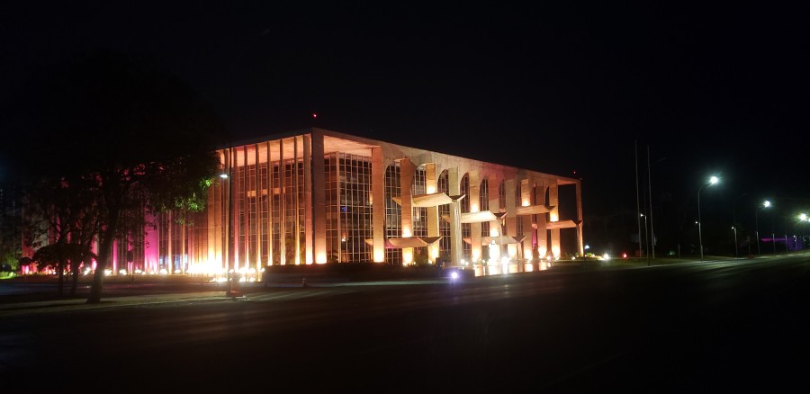  :
 - 20251012_185129.jpg
 - : 1,57, : 1